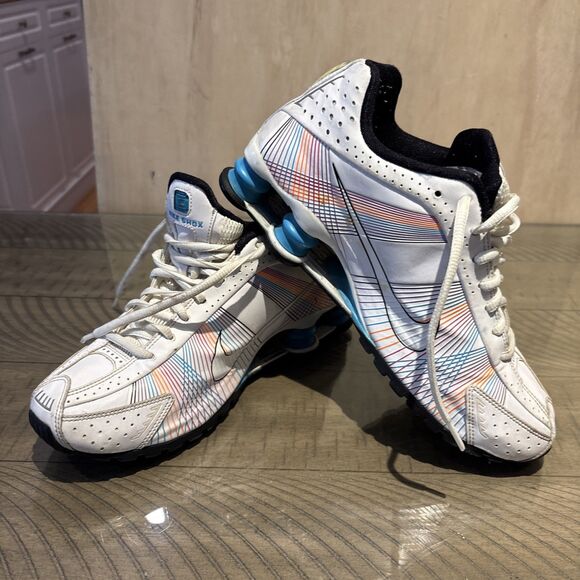 Nike Womens Size 8 Shox R4 Flywire White Running Shoes 395816-100  Multicolor - Picture 1 of 7